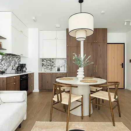 Rentplanet - Towarowa Square Apartamento Varsóvia